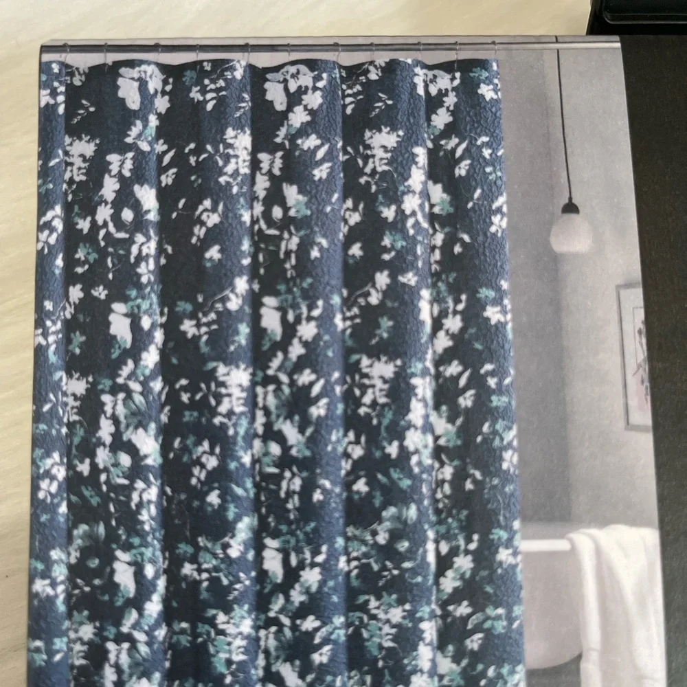 DKNY SHOWER CURTAIN JASPER FLORAL